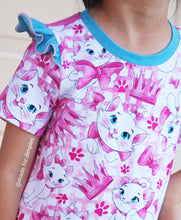 Load image into Gallery viewer, *BACK ORDER* Marie Lady