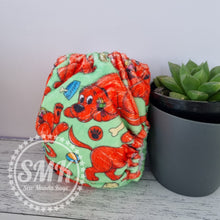 Load image into Gallery viewer, *BACK ORDER* Red Dog Green